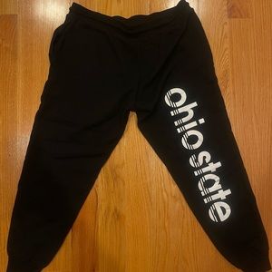 Black Ohio state jogger. Size M.